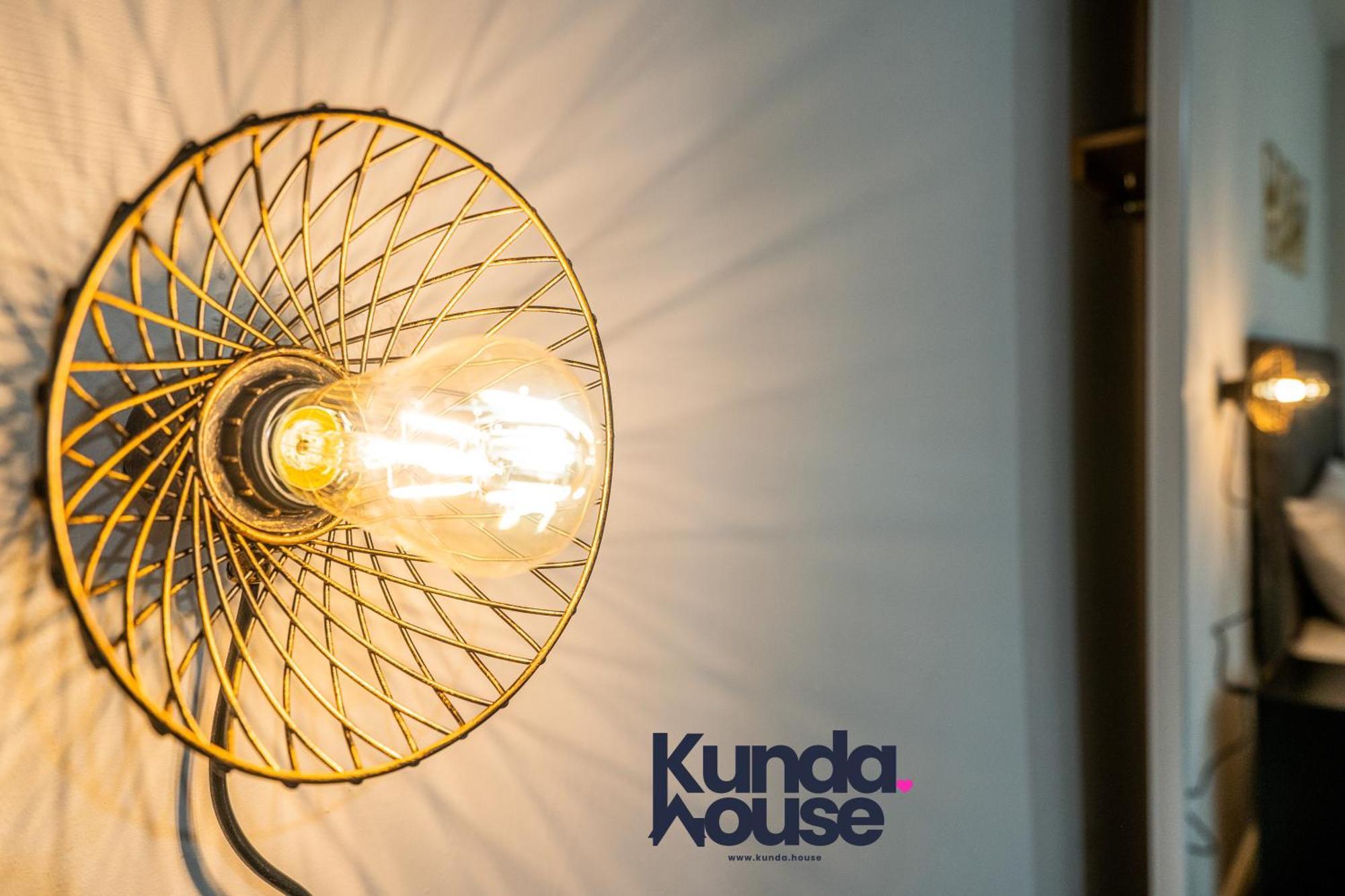 Апартаменты Kunda House In Tyseley Бирмингем Экстерьер фото